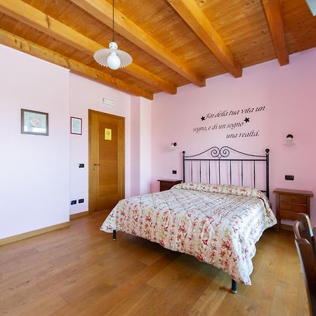 Agriturismo Lis Rosis Medea Exterior foto